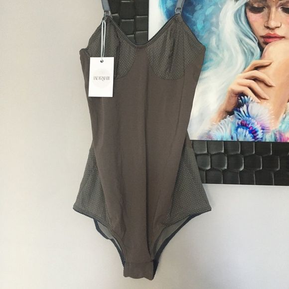 Sustainable Body Taupe EUR 75C vintage inspired - Picture 3 of 11